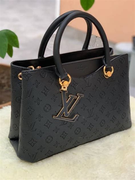 louis vuitton sac de luxe.